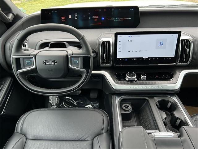 new 2025 Ford Expedition car