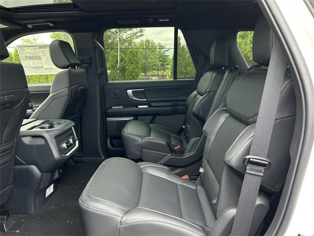 new 2025 Ford Expedition car