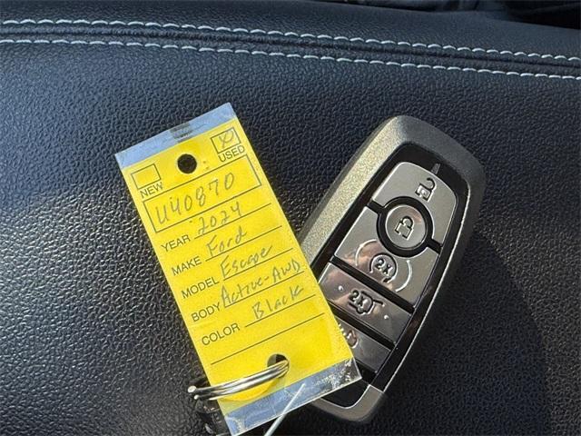 used 2024 Ford Escape car, priced at $25,698