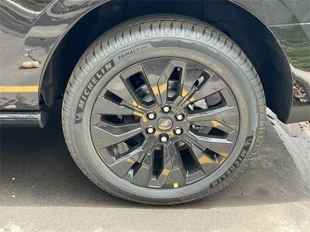 new 2025 Ford Expedition car