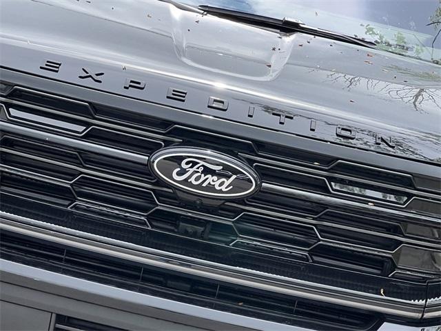 new 2025 Ford Expedition car