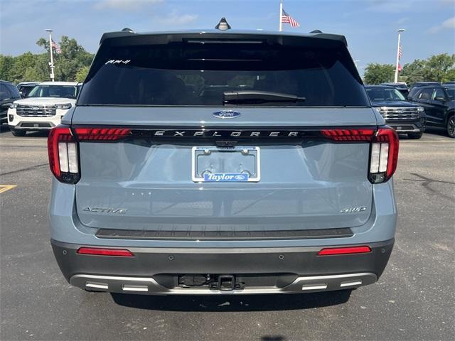 new 2025 Ford Explorer car