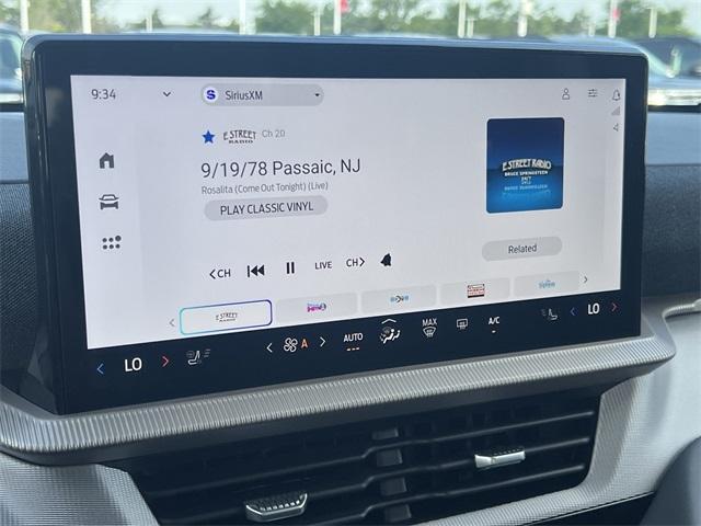 new 2025 Ford Explorer car