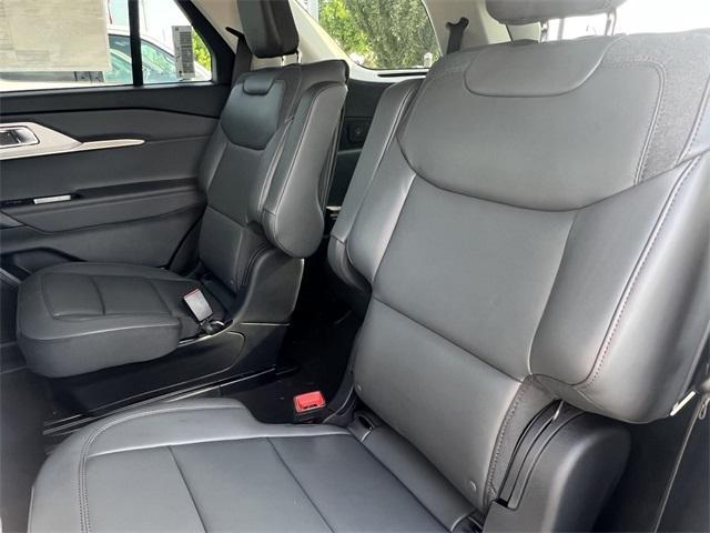 new 2025 Ford Explorer car