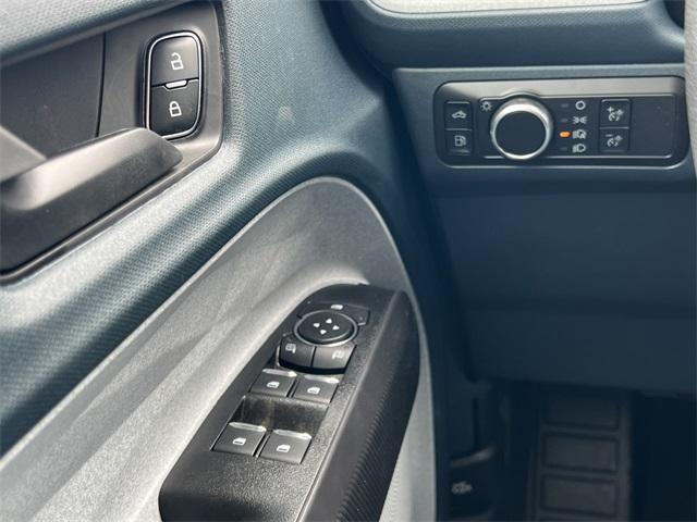 new 2025 Ford Maverick car
