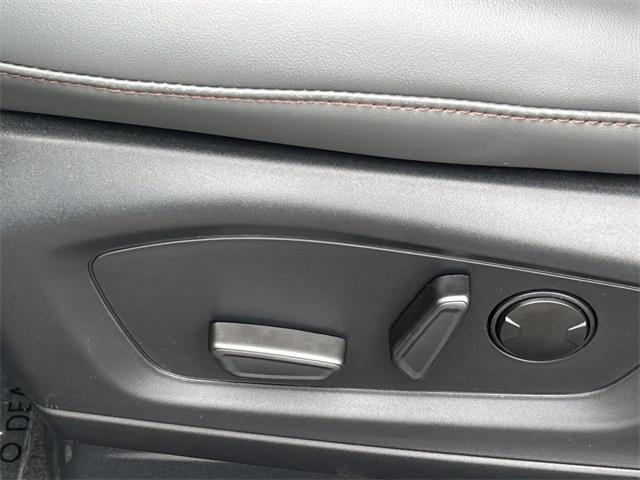 new 2025 Ford Explorer car