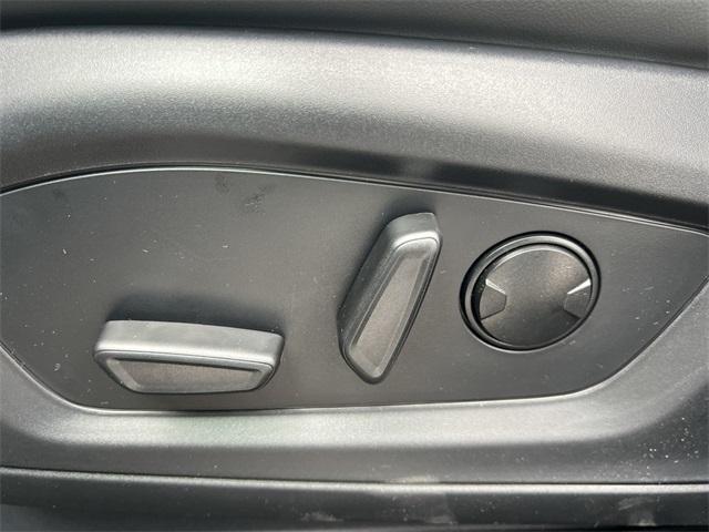 new 2025 Ford Explorer car
