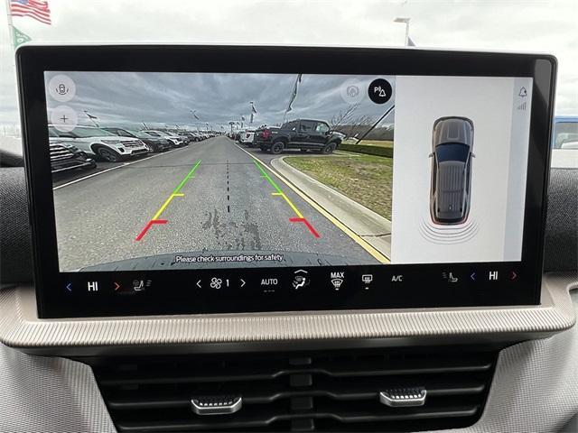 new 2025 Ford Explorer car
