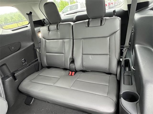 new 2025 Ford Explorer car