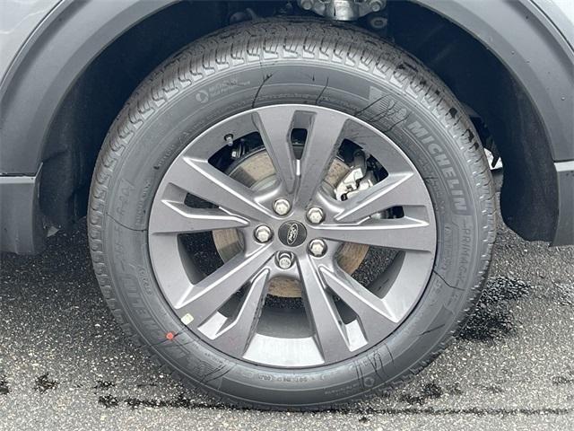 new 2025 Ford Explorer car