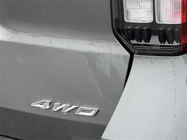 new 2025 Ford Explorer car