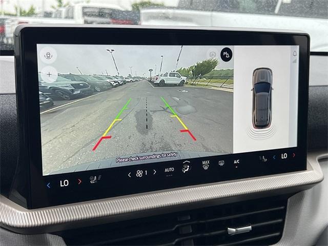 new 2025 Ford Explorer car