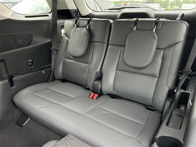 new 2025 Ford Explorer car