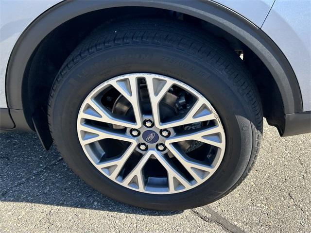 used 2022 Ford Escape car, priced at $21,888