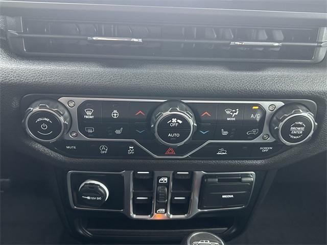 used 2024 Jeep Gladiator car, priced at $37,488