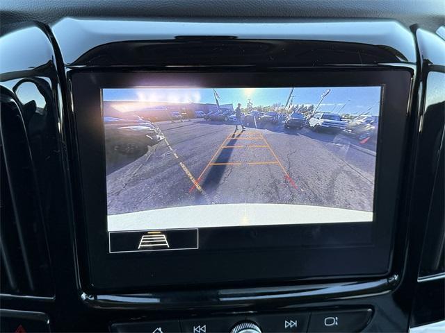 used 2020 Chevrolet Traverse car, priced at $24,899