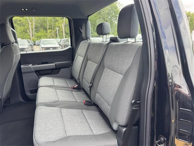 new 2025 Ford F-350 car