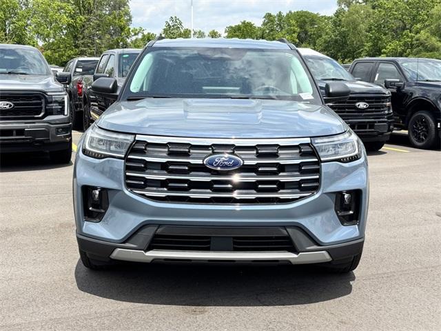 new 2025 Ford Explorer car