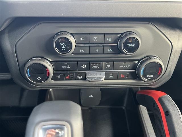 new 2025 Ford Bronco car