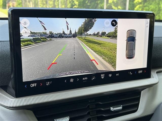 new 2025 Ford Explorer car