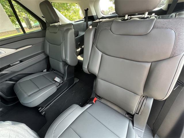 new 2025 Ford Explorer car