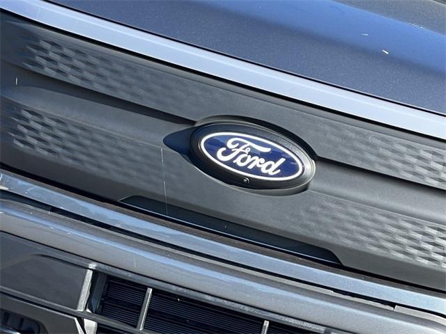 new 2025 Ford F-150 Lightning car