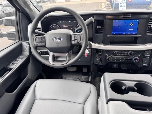 new 2025 Ford F-250 car