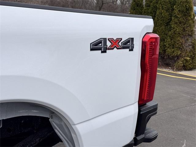 new 2025 Ford F-250 car