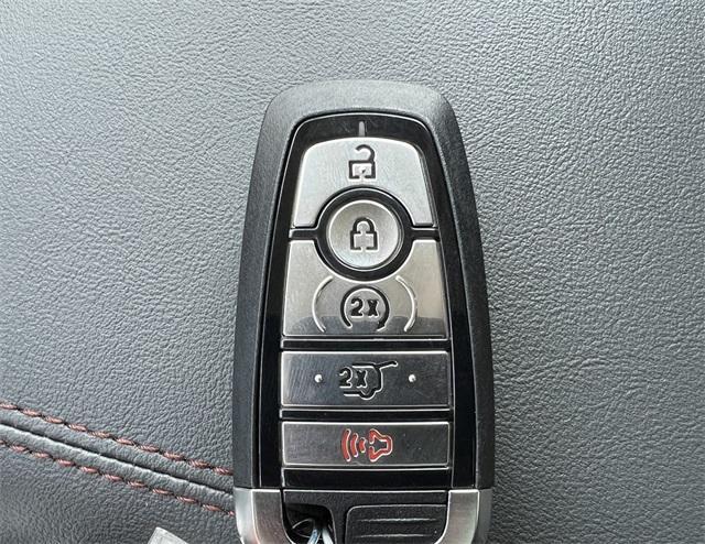 new 2025 Ford Explorer car