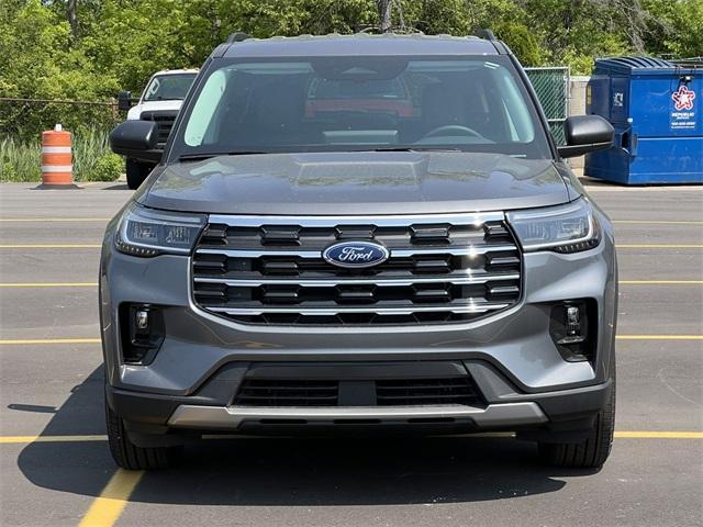 new 2025 Ford Explorer car