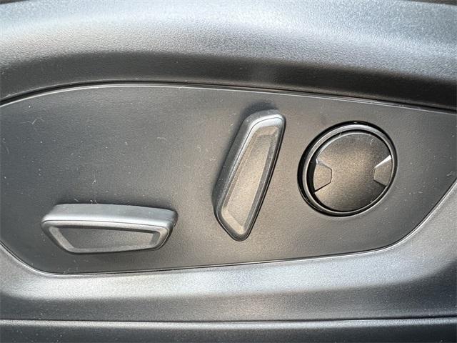 new 2025 Ford Explorer car