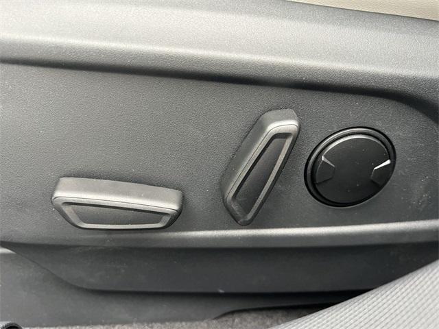 new 2025 Ford Mustang Mach-E car