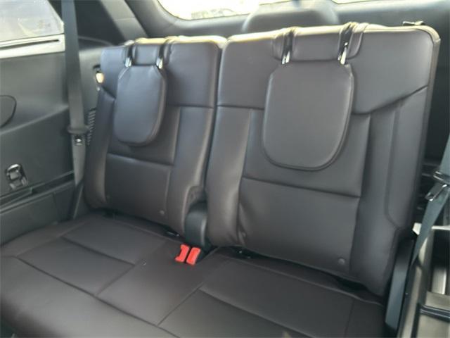 new 2025 Ford Explorer car