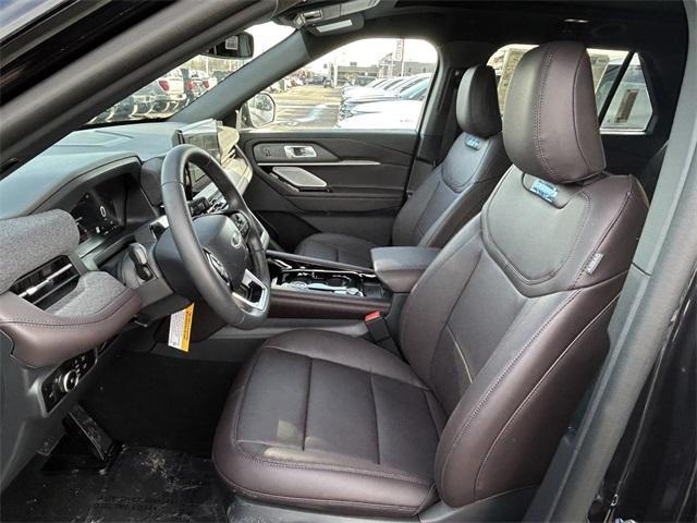 new 2025 Ford Explorer car