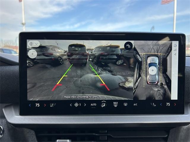 new 2025 Ford Explorer car