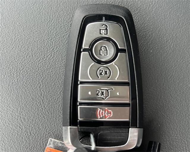 new 2025 Ford Explorer car