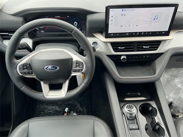 new 2025 Ford Explorer car