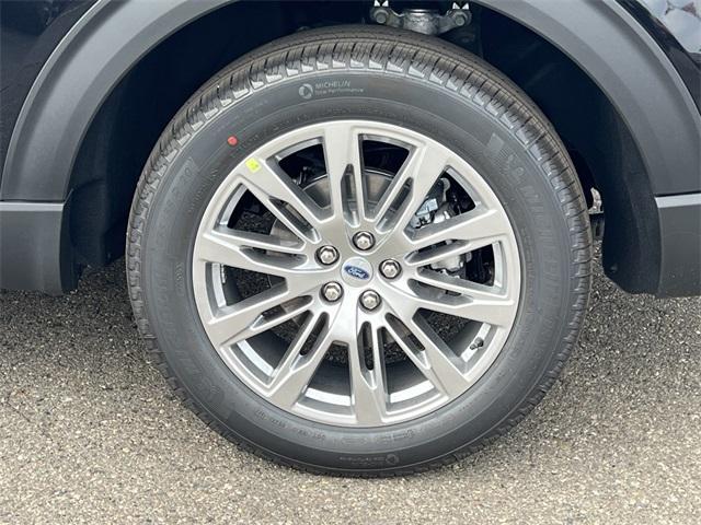 new 2025 Ford Explorer car