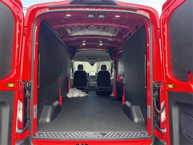 new 2025 Ford Transit-250 car