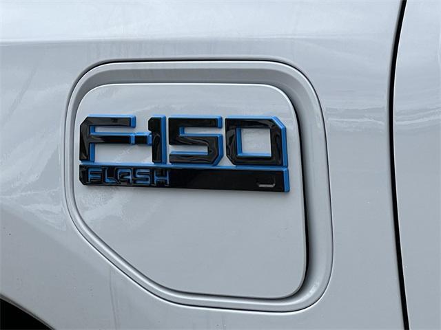 new 2025 Ford F-150 Lightning car