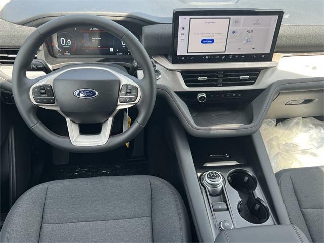 new 2025 Ford Explorer car