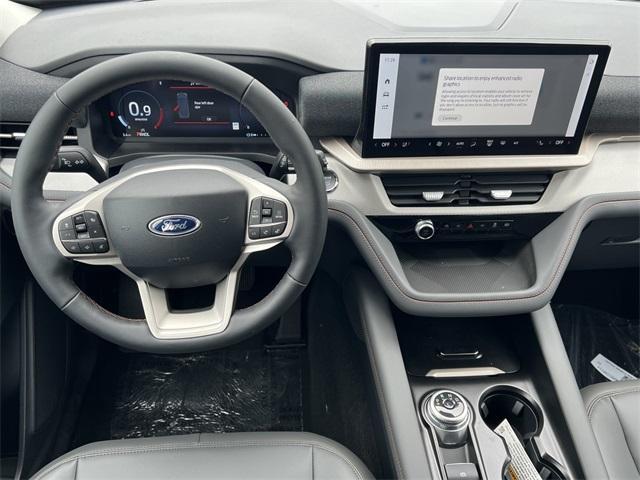 new 2025 Ford Explorer car
