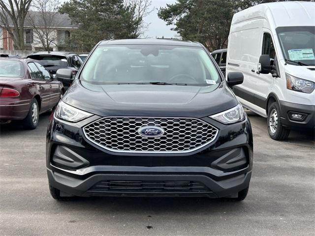 new 2024 Ford Edge car, priced at $33,746