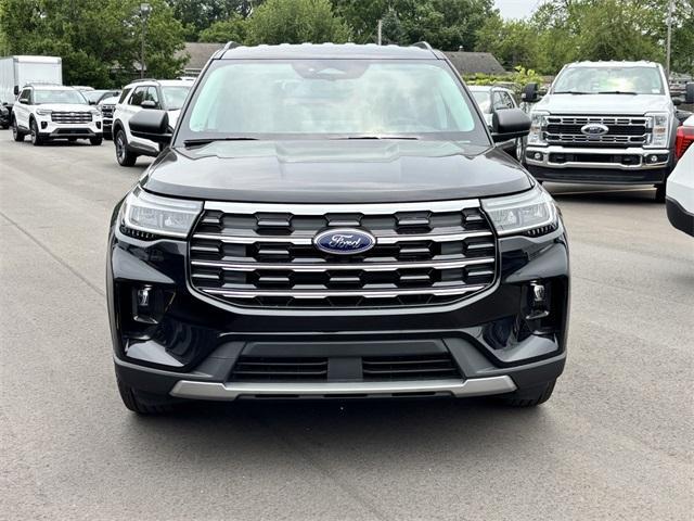 new 2025 Ford Explorer car