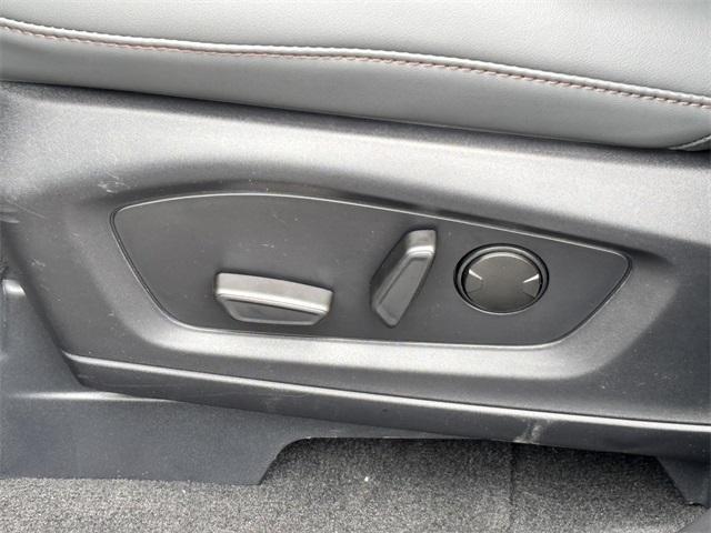 new 2025 Ford Explorer car