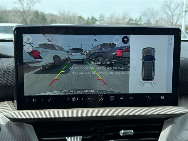 new 2025 Ford Explorer car