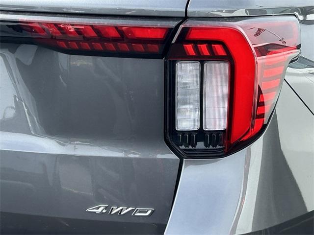 new 2025 Ford Explorer car