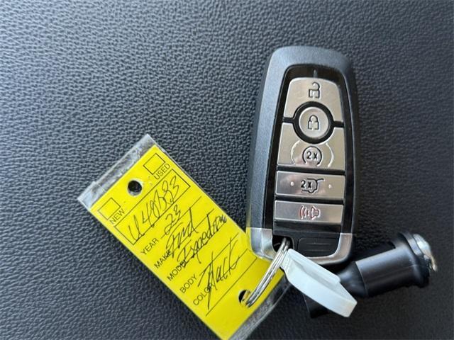 used 2023 Ford Expedition car, priced at $47,649
