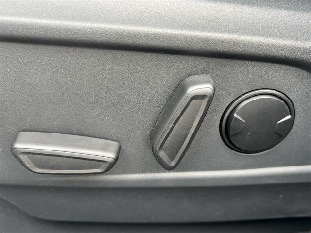 new 2025 Ford Mustang Mach-E car
