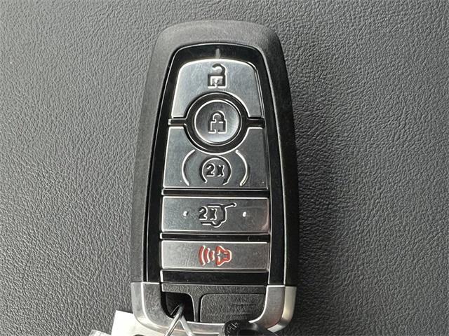 new 2025 Ford Explorer car